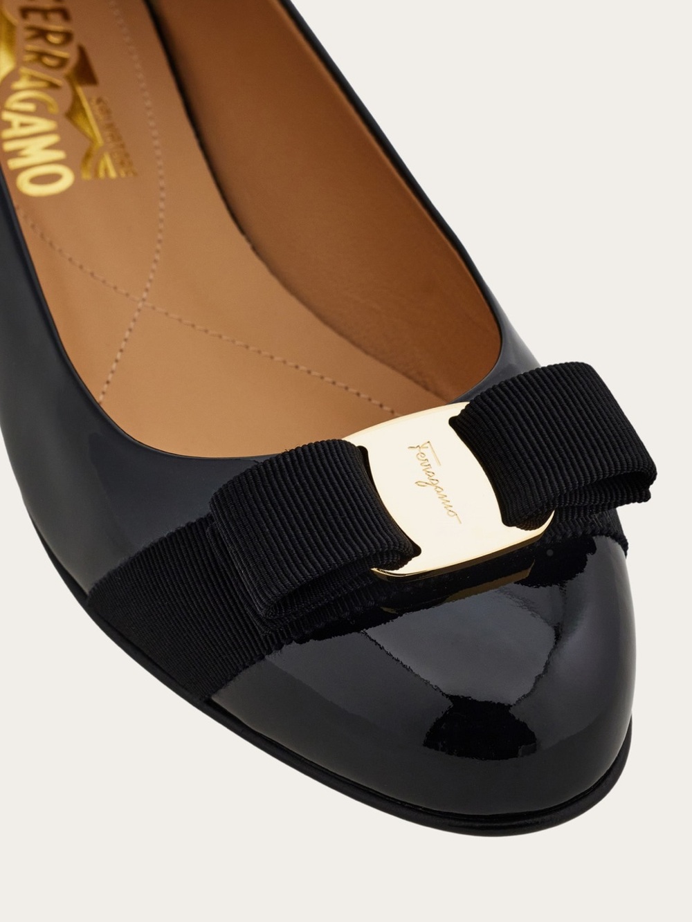 Ferragamo Varina ballet flat - Picture 2 of 5